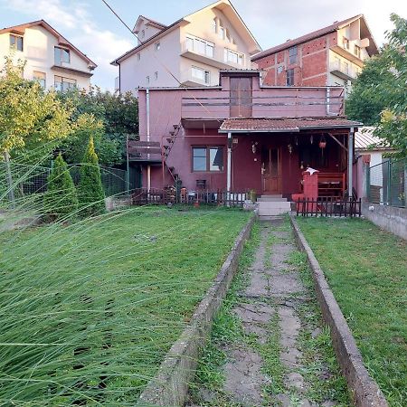 Hills Apartment Nisz Zewnętrze zdjęcie