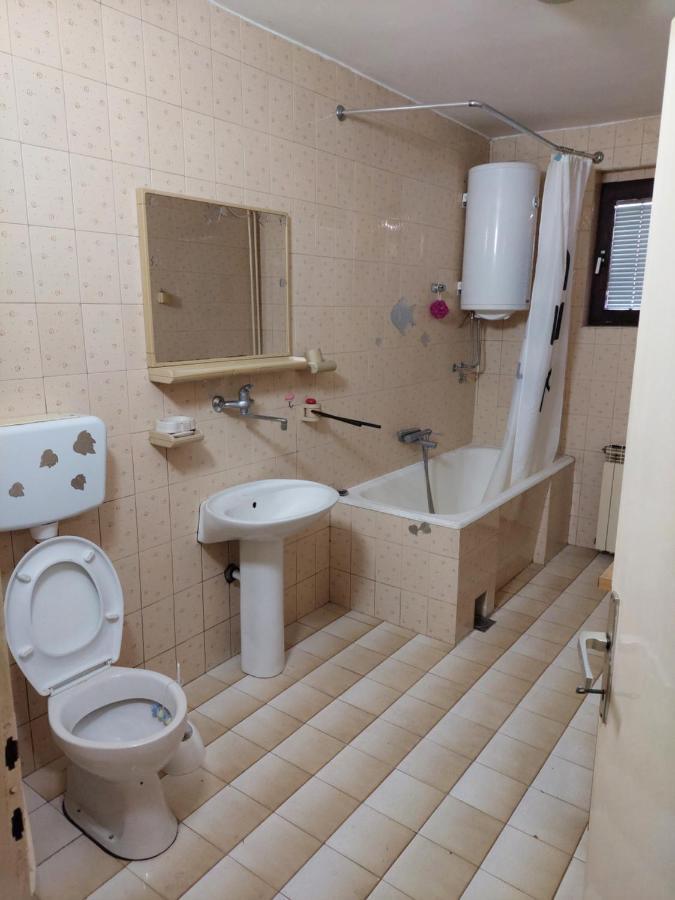 Hills Apartment Nisz Zewnętrze zdjęcie