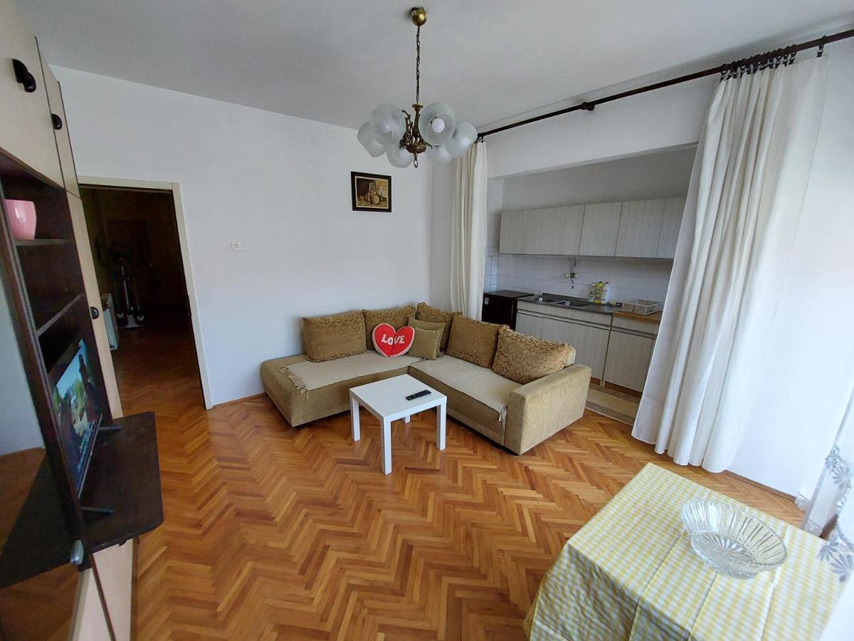 Hills Apartment Nisz Zewnętrze zdjęcie