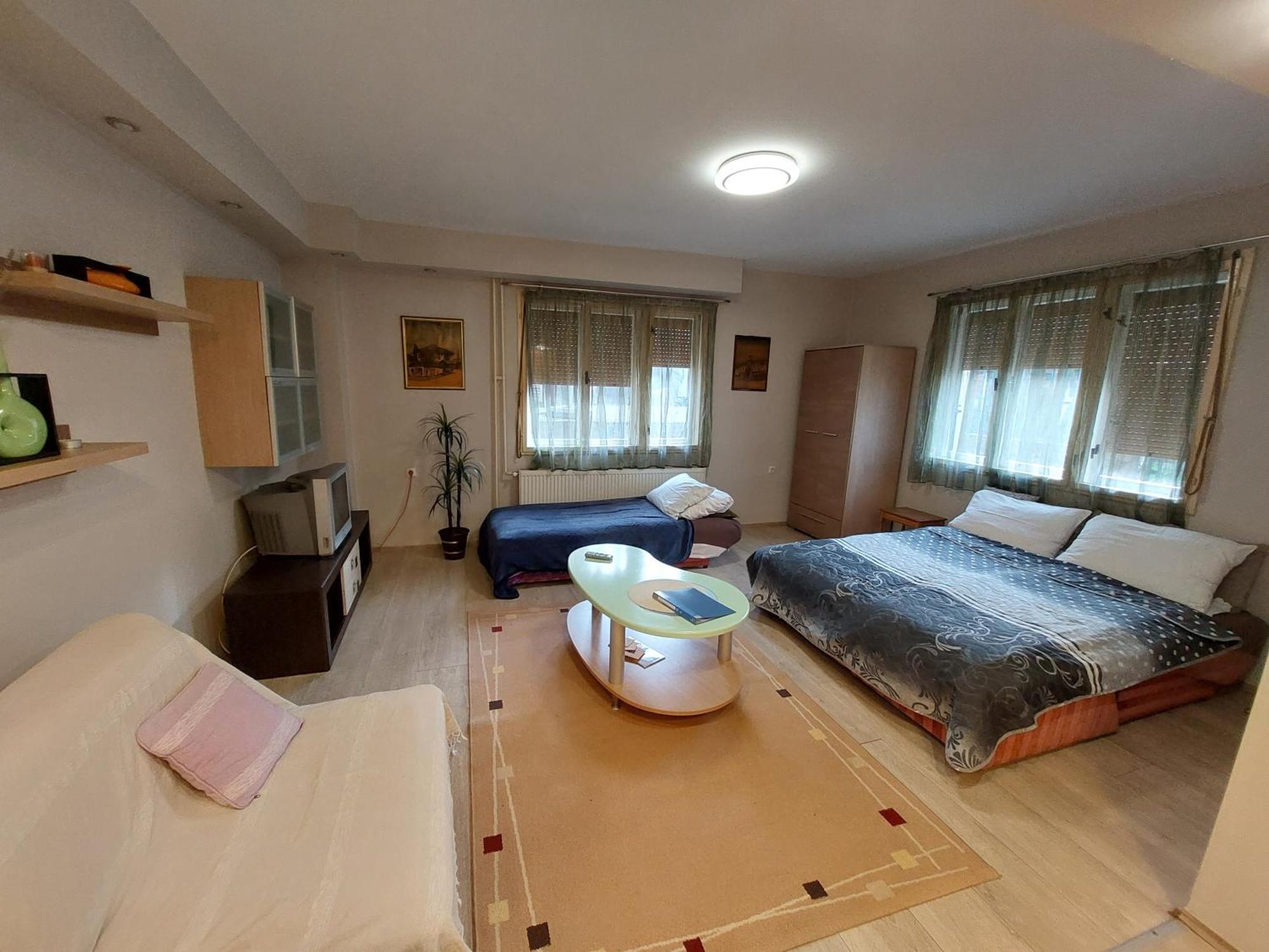 Hills Apartment Nisz Pokój zdjęcie